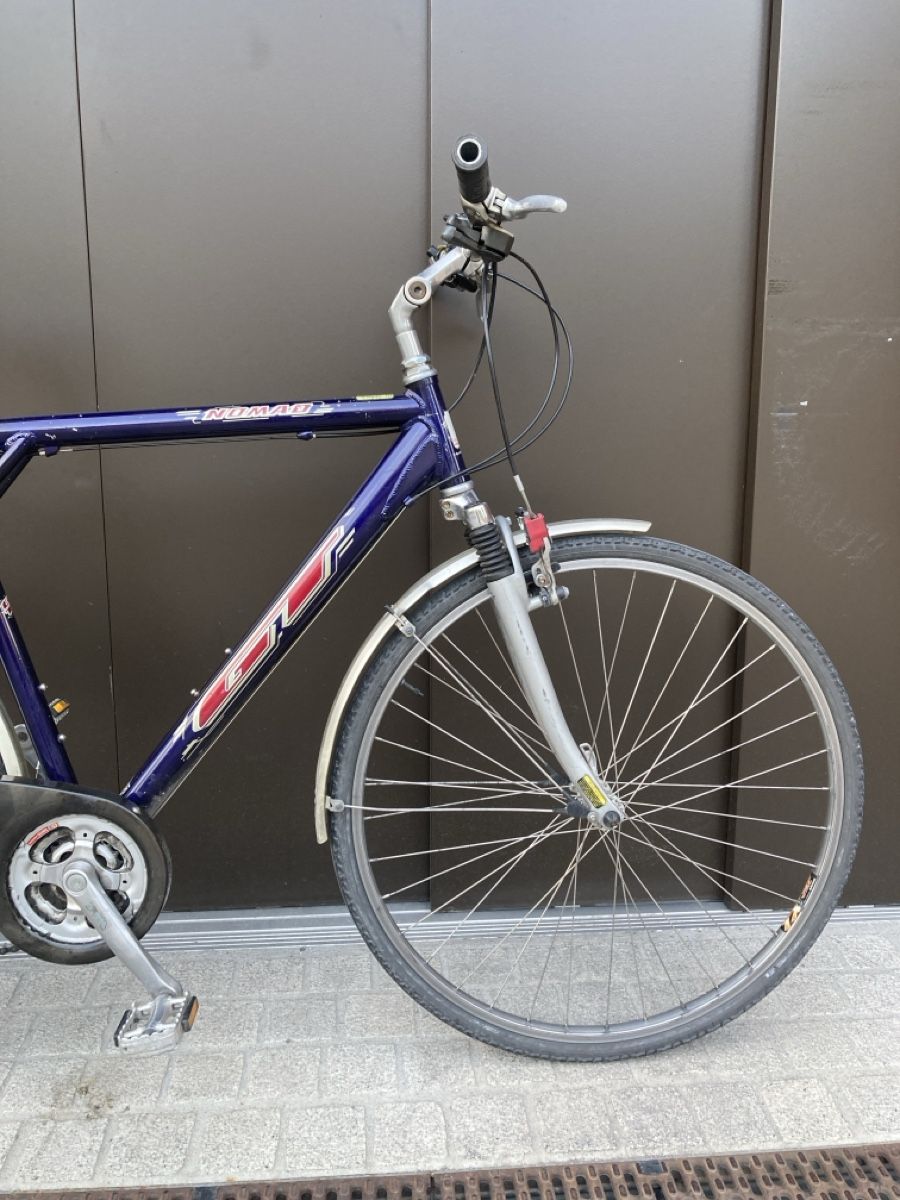 GT Velos: Herren Trekking-Bike GT Nomad Alu-Rahmen 28 Zoll – Gebraucht aus Zürich von Lichtermeer 8