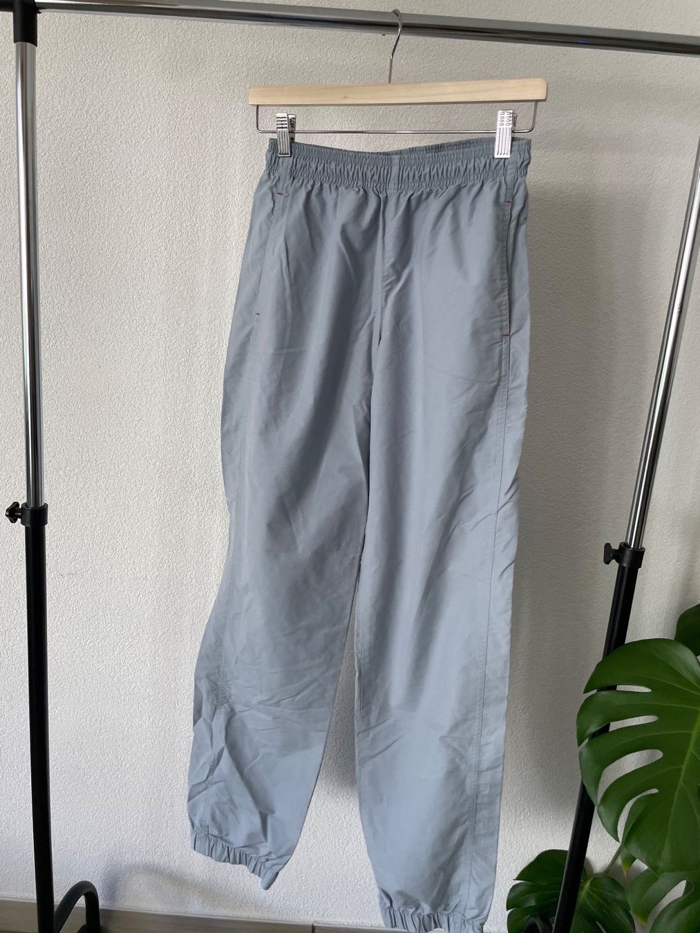 Hosen: Pantalon pour homme, S – Gebraucht aus Granges VS von rvn