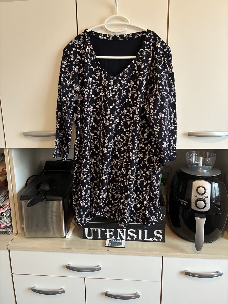 T-Shirts: T-Shirt dreiviertel – Gebraucht aus Ostermundigen von Didi-Mader