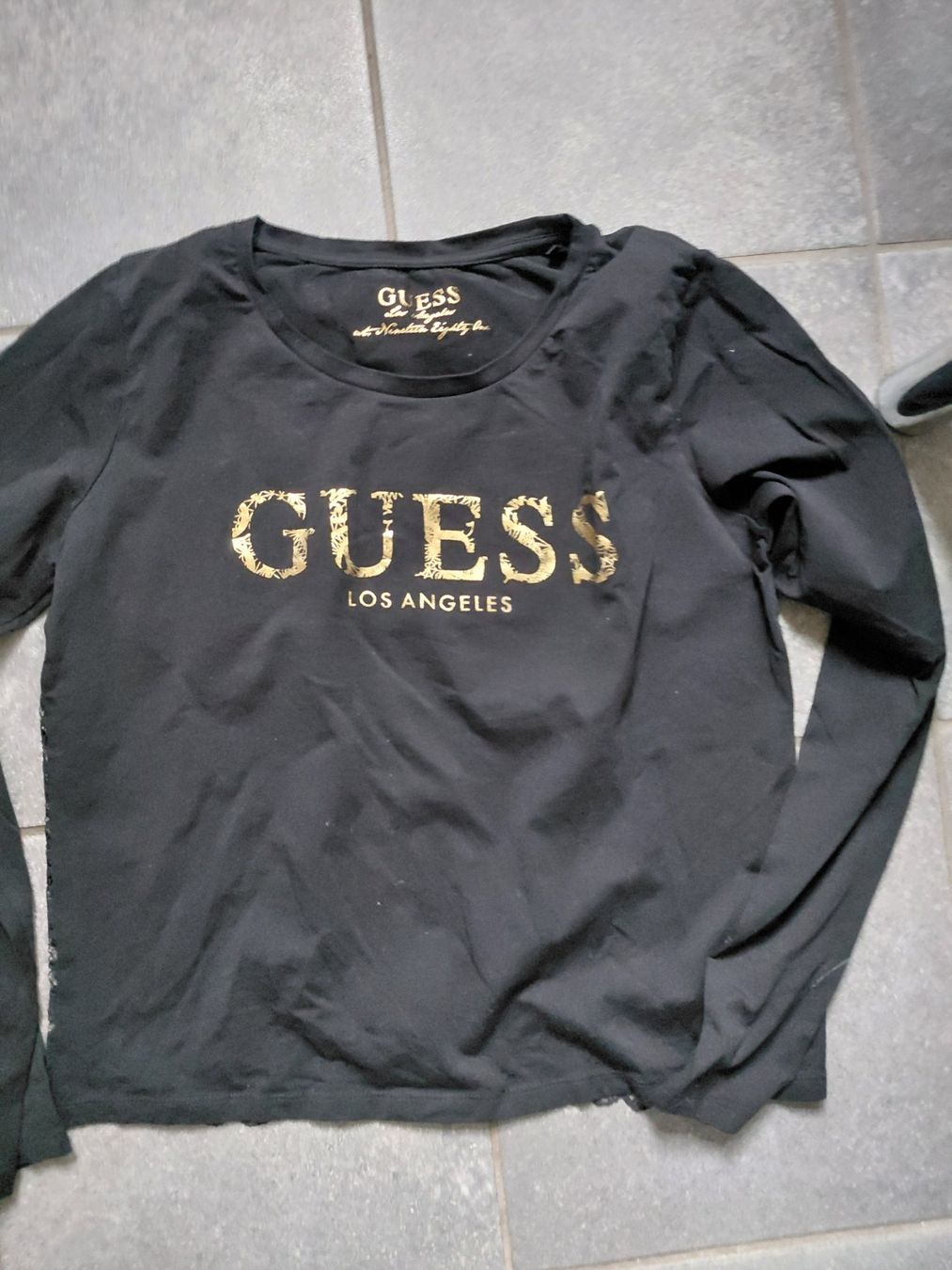 Guess T-shirt: Guess Damen Oberteil gr M – Nuovo (secondo la descrizione) da Aesch BL venduto da shiva0211 1