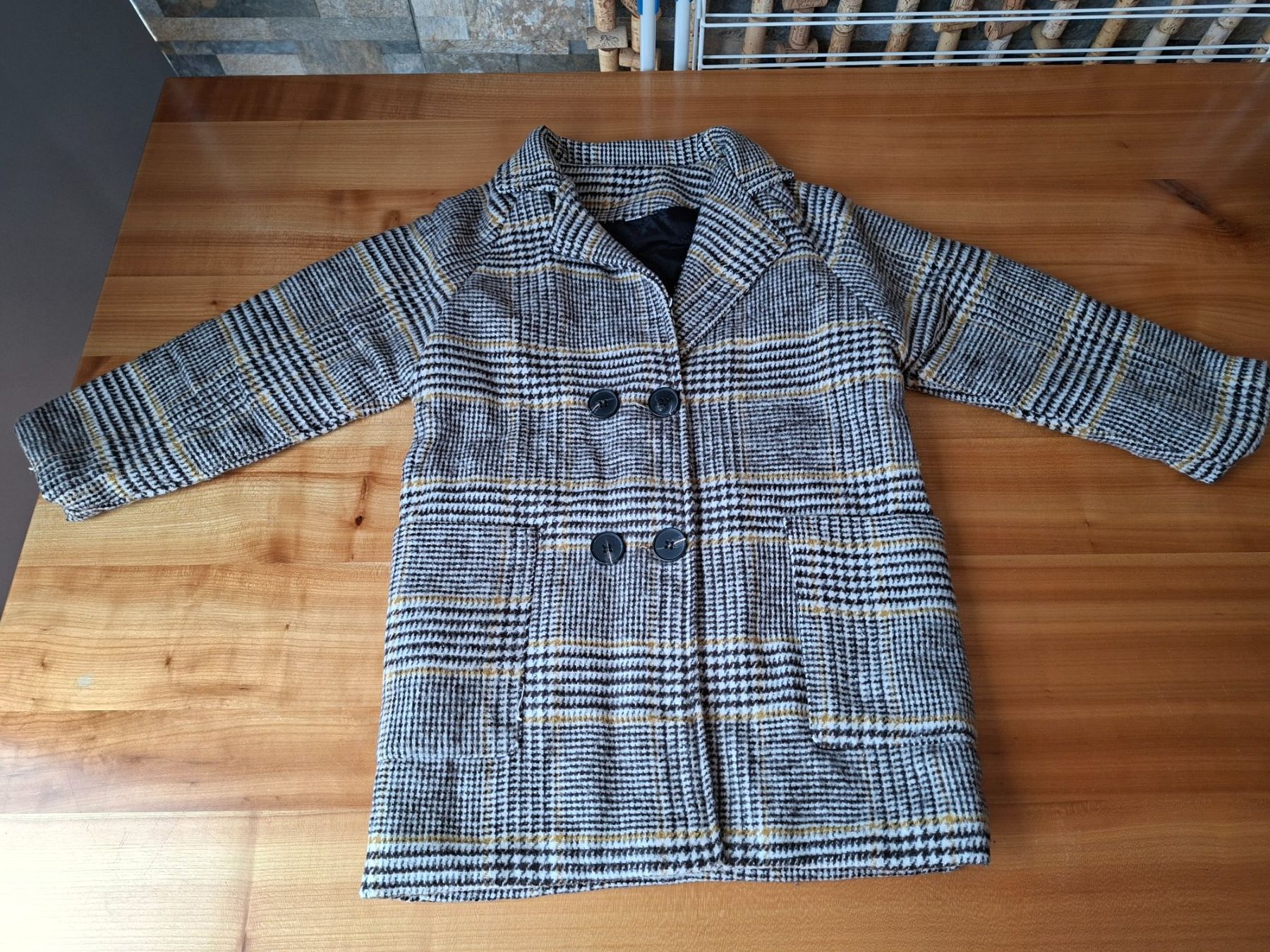 Jacken & Mäntel: Mädchenjacke kariert Gr.120 – Gebraucht aus Ehrendingen von CHMEX 1