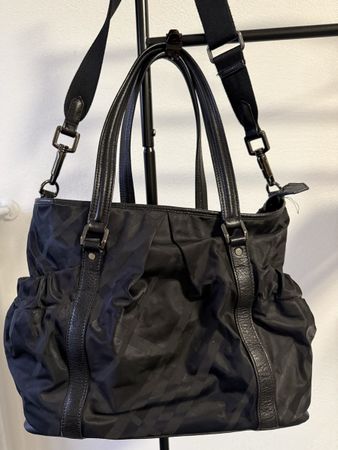 Burberry Tasche / Shopper (Wickeltasche) — schwarz