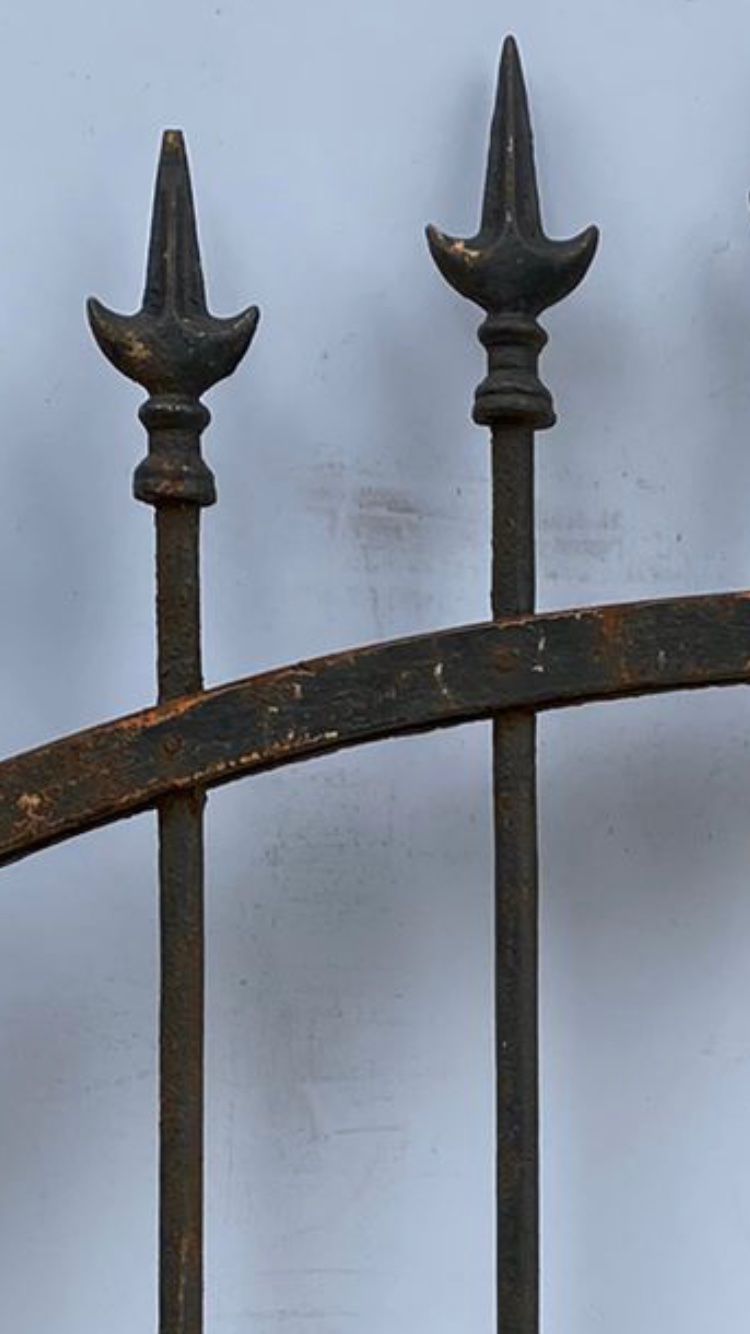 Porte: Gartentor, antik, Rundstäbe 13mm, mit Gussspitzen – Usato da Seon venduto da Sock21 1
