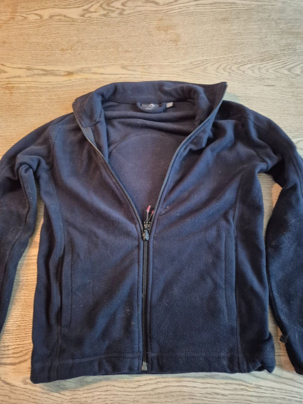 Giacche & Cappotti: Fan Jacke SCB Kinder Grösse 128 – Usato da Uttigen venduto da Fendt01 3