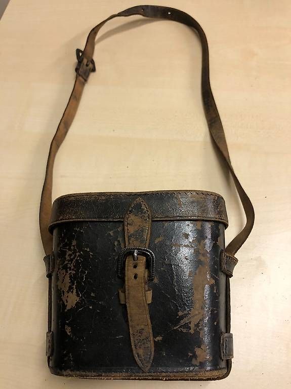 Binocoli: Fernrohr Glas Ferne Etui Die Weite ruft – Usato da Beringen venduto da Amadeo8 1