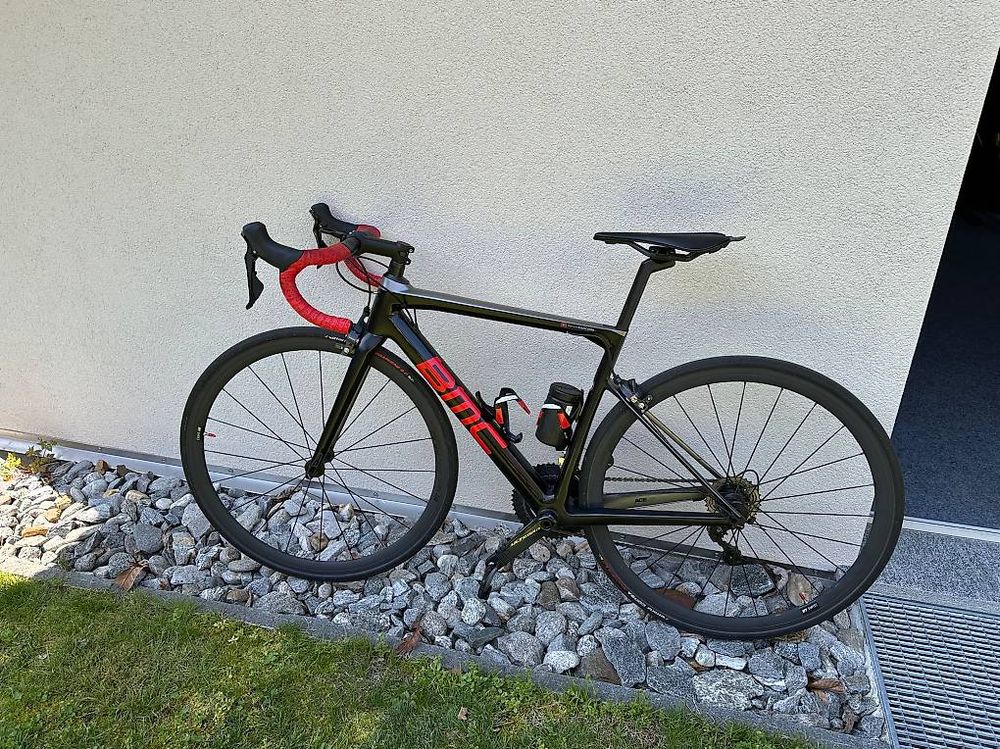 Bici da corsa BMC Teammachine SLR 01 (Usato) a Gordevio per CHF