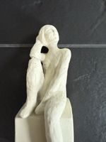 Weisse Deko-Figur "Sitzende Frau"