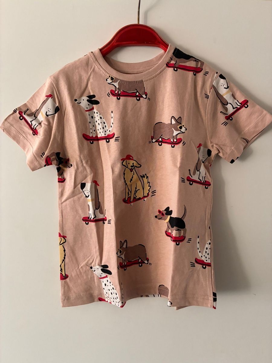 Camicie, T-shirt & Polo: Schönes Tshirt Gr. 122, Neu – Nuovo (secondo la descrizione) da Richterswil venduto da duffi326464