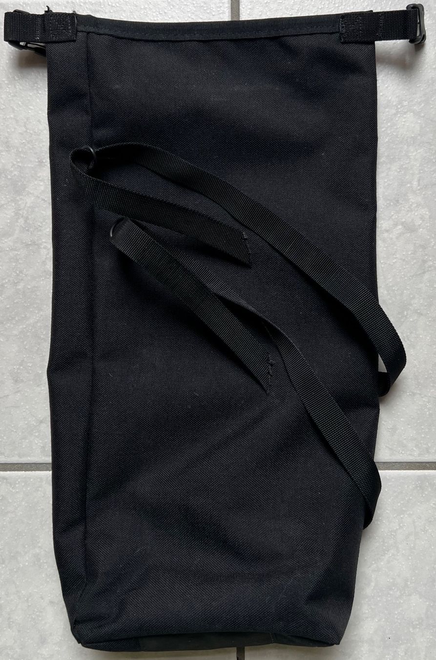 Pezzi di ricambio: RESTRAP Fork Bag - Velotasche - Volumen 5l – Usato da Münsingen venduto da Omasaki 3