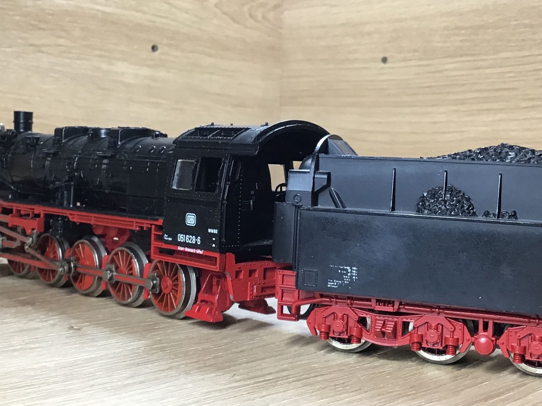 Fleischmann Modellini di ferrovie: Fleischmann DB 051 628-6 Gleichstrom Trixsystem H0 – Usato da Männedorf venduto da Modelle-aller-Art 2