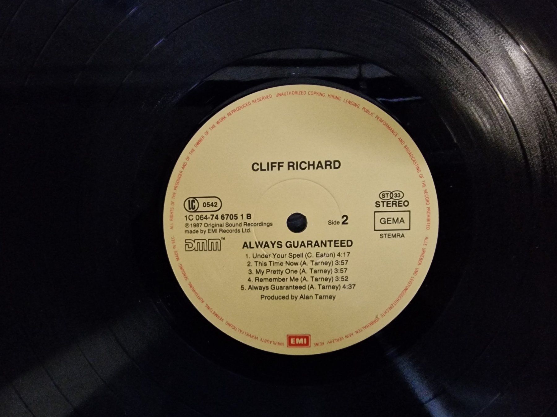 Dischi in vinile: Cliff Richard LP – Always Guaranteed – Usato da Root venduto da atelier22 2