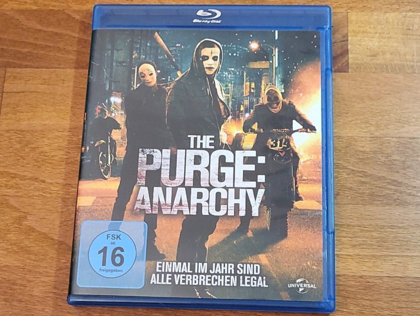 Tutti i DVDs: The Purge 2 - Anarchy (2014) – Usato da Pfungen venduto da Whitie