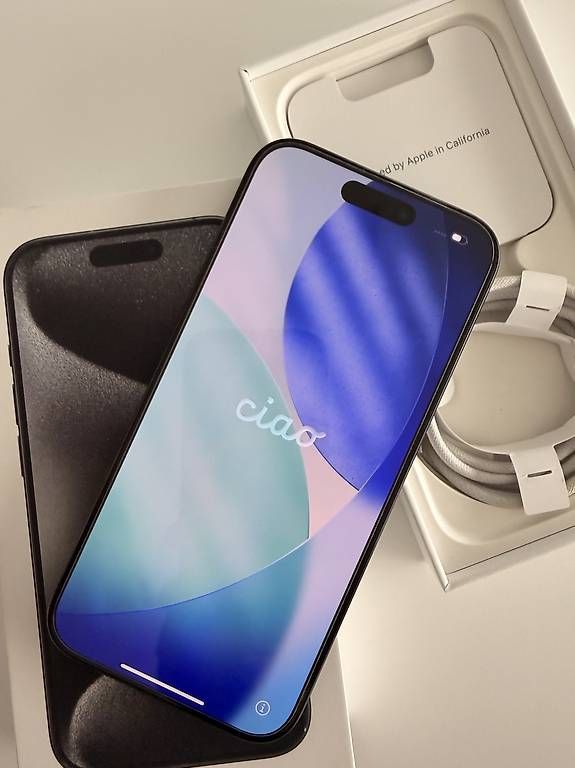 Telefoni cellulari / Smartphones: Apple IPhone 15 Pro 128Gb - Perfetto Stato – Usato da Davesco-Soragno venduto da AGiaretti