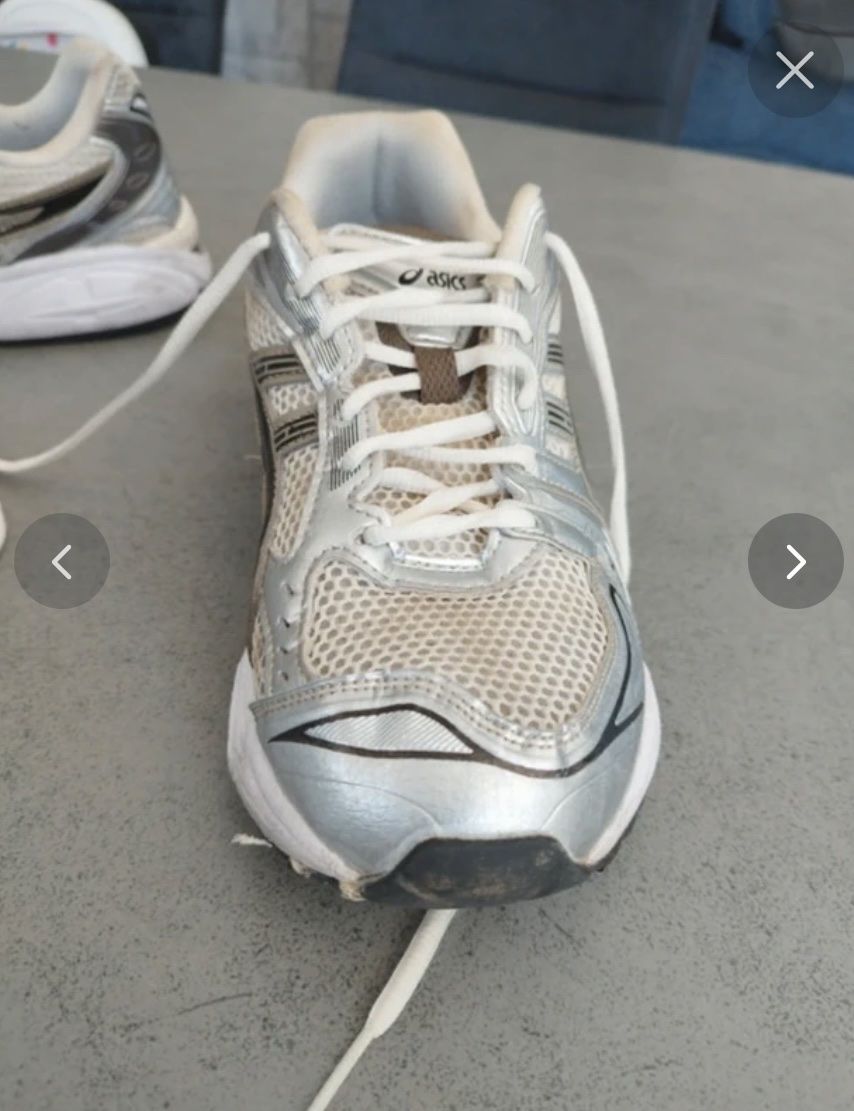 Asics Scarpe da uomo: Asics Laufschuhe Grösse 45 neuwertig – Usato da Zürich venduto da Zeus_93 3