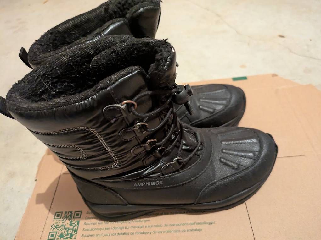 Scarpe per ragazzi: Winterstiefel – Usato da Utzenstorf venduto da dil_7bt7