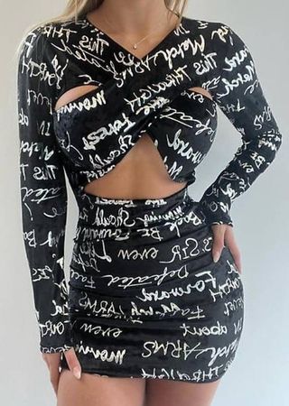 Minikleid mit Cut-Outs & Graffiti-Print, M/L