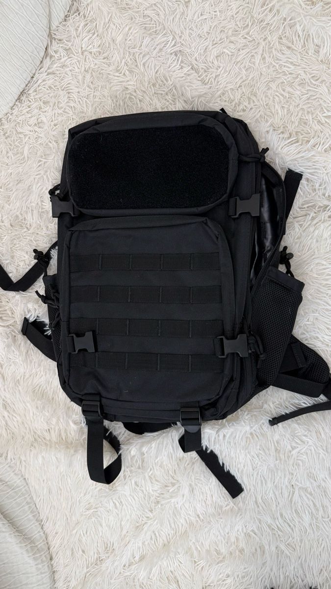 Zaini: Taktischer Rucksack schwarz – Usato da St. Gallen venduto da nina_szb