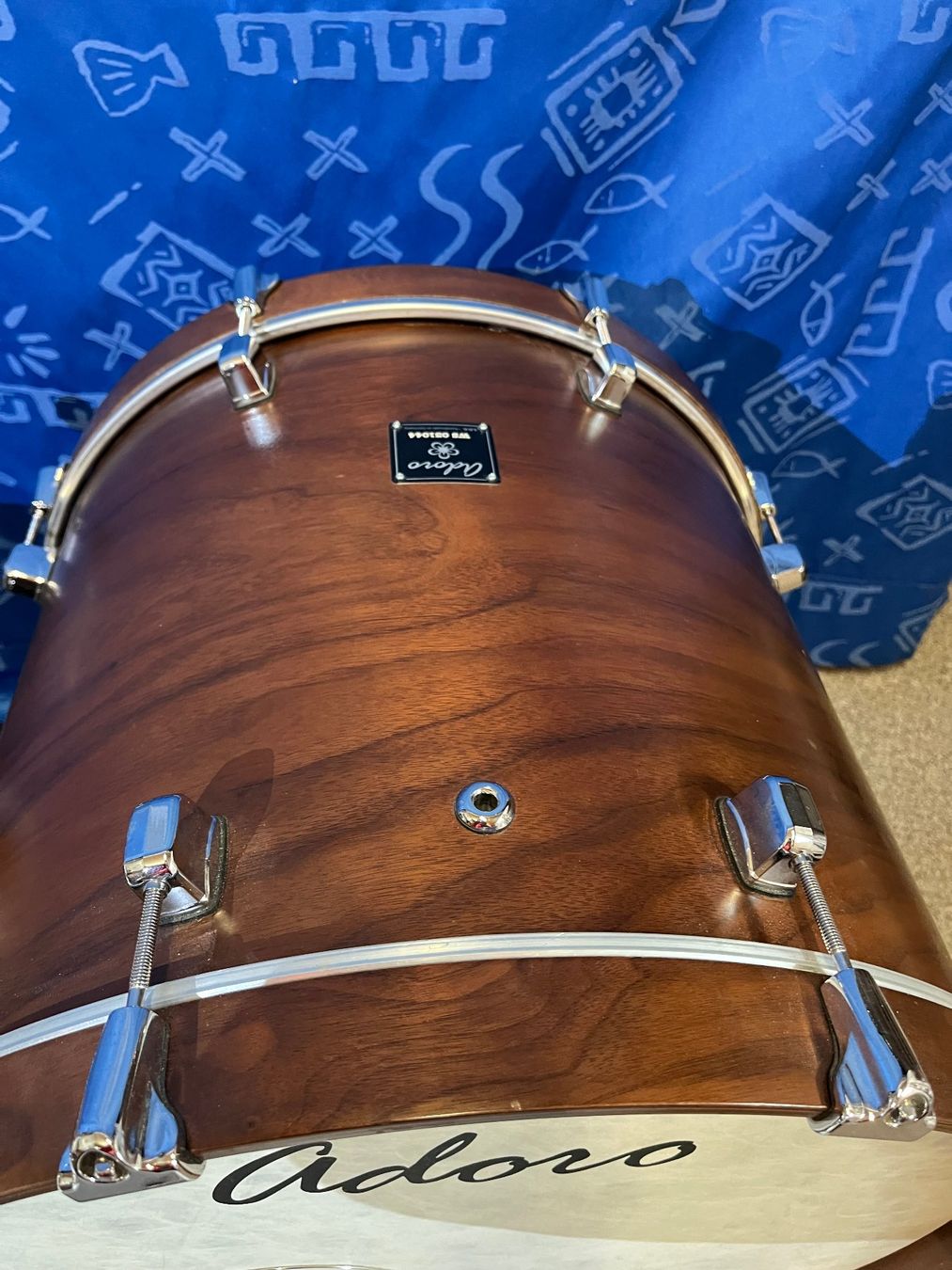 Strumenti musicali: Adoro Drumset 20" Nussbaum – Usato da Pfungen venduto da Herz1960 5