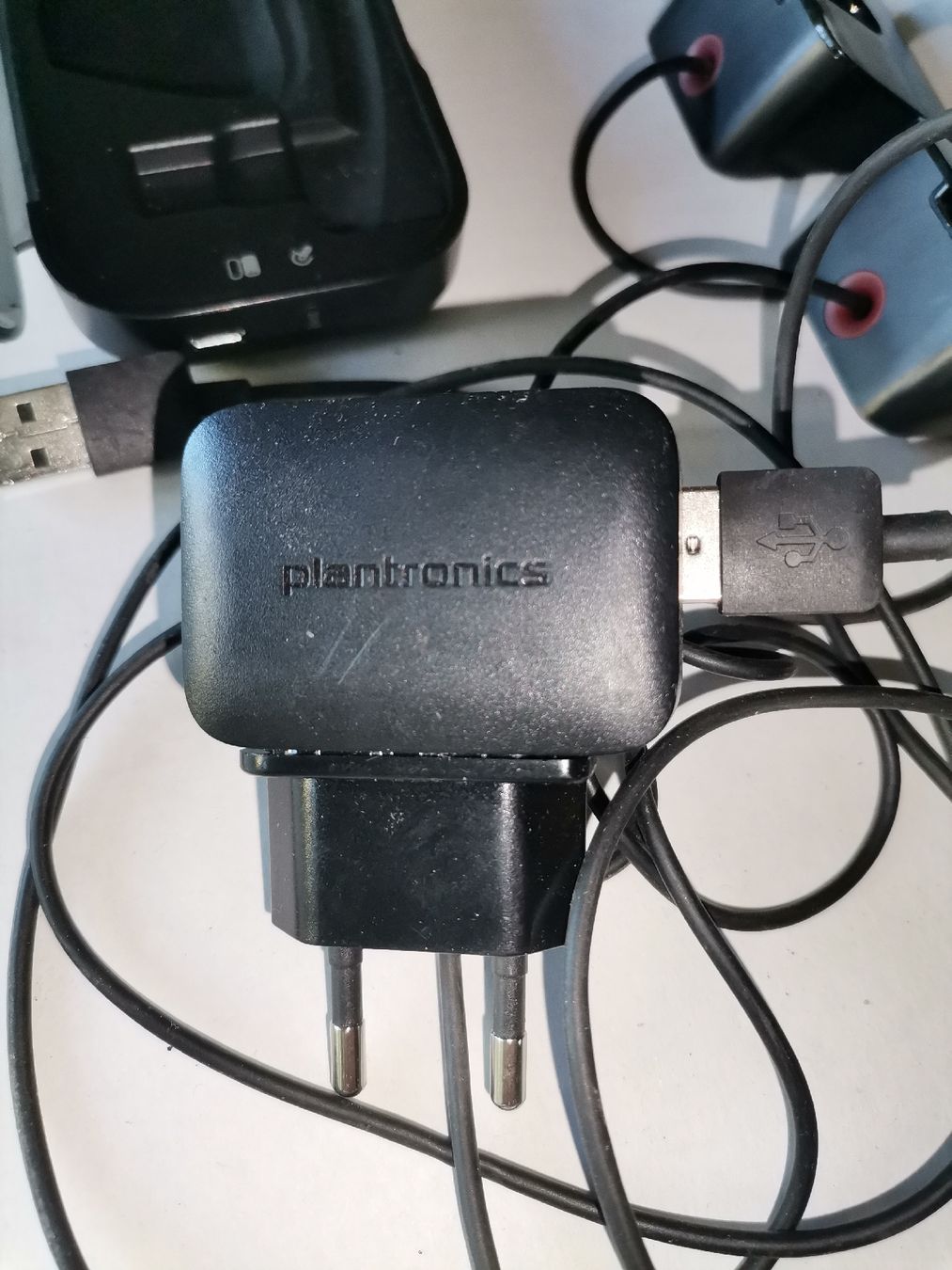 Plantronics Cuffie: Plantronics Voyager Legend Headset – Usato da St. Gallen venduto da Bir_Rer 4
