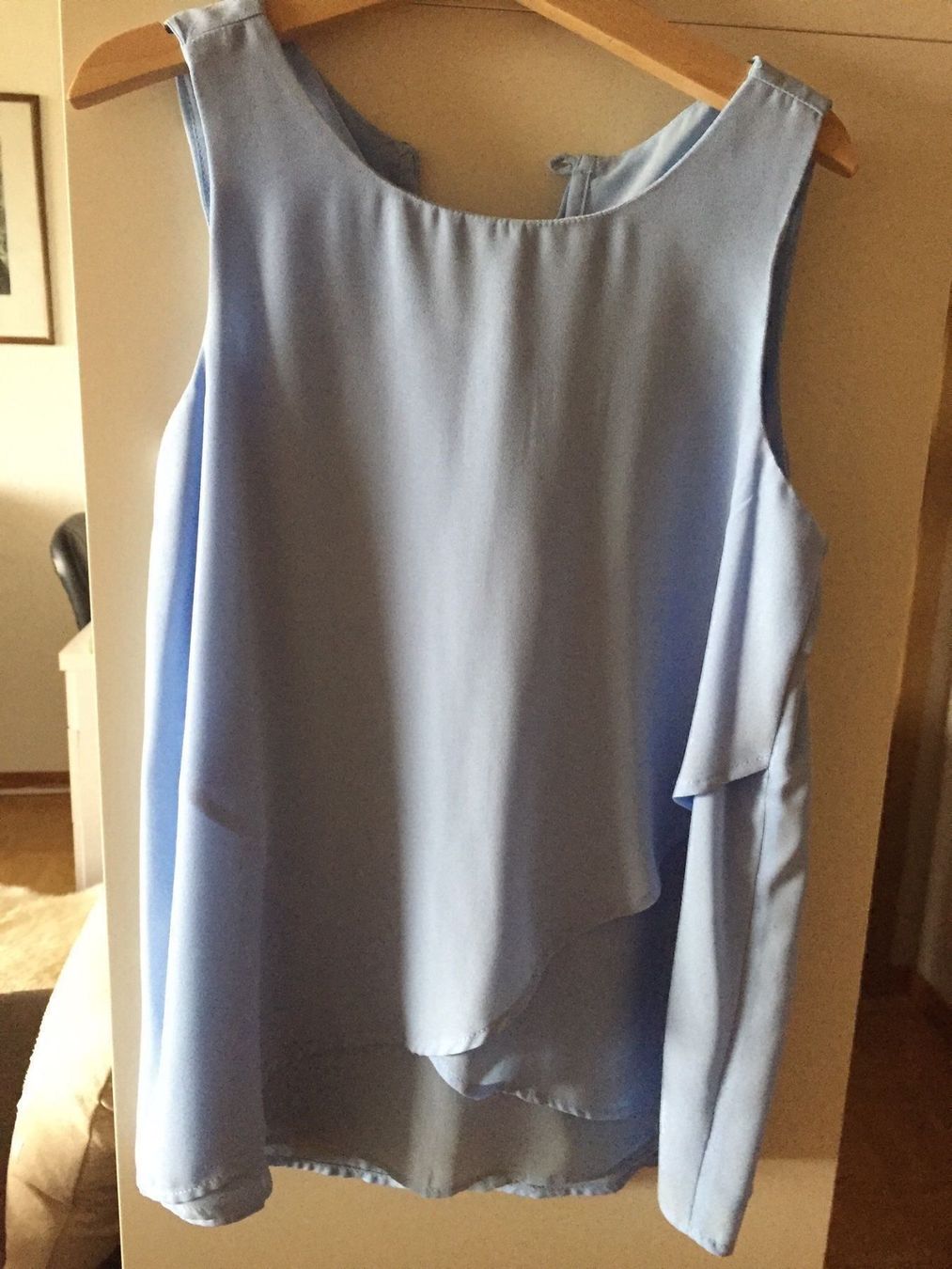 Camicette, T-shirt & Top: T-shirt pour filles – Usato da Villars-sur-Glâne venduto da Graca03 1