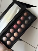 Palette H&M - Dual Finish Eye Color