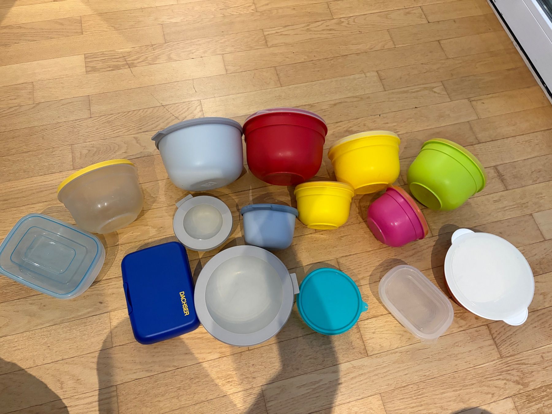 Recipients et similaires: Collection of Tupperware 33 pieces – D'occasion à Münchenstein par ArleneLM 5