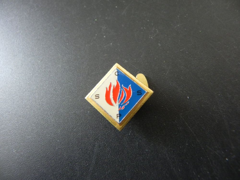Pin's Ancien – Insigne Fédération Mondiale De La Jeunesse Démocratique (Communisme)