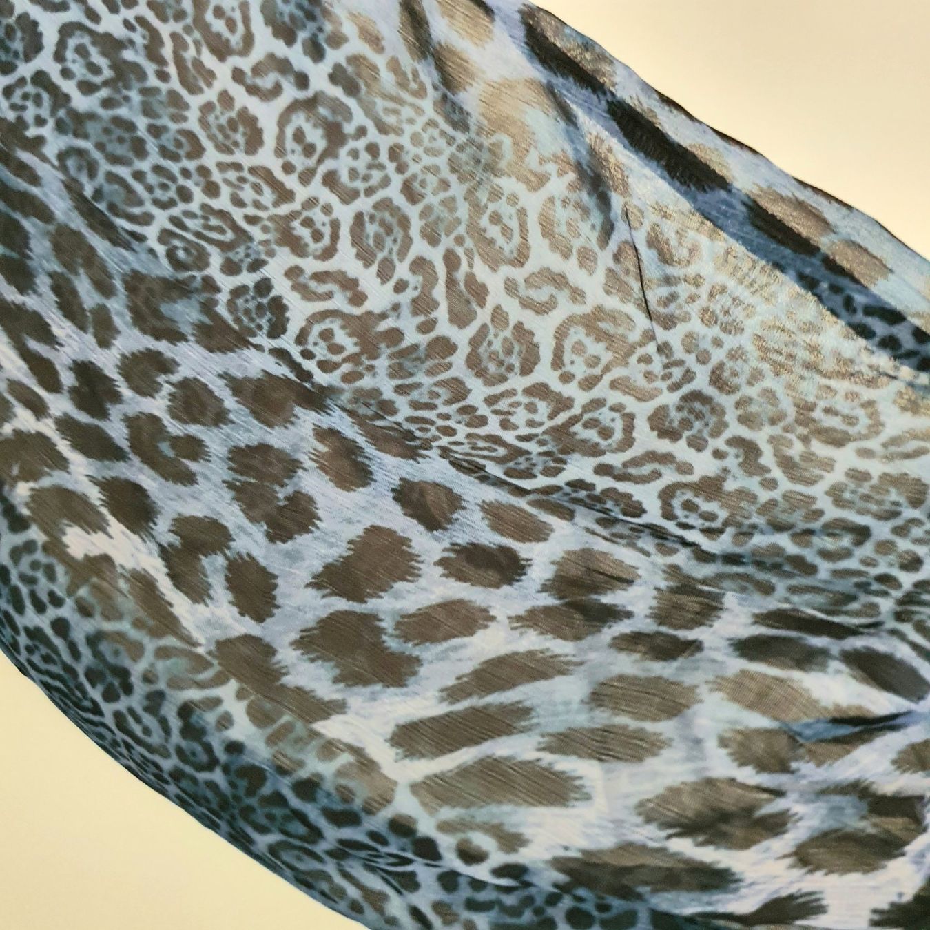 Vestiti: Warehouse Leo Print Plisiertes Midikleid – Nuovo e nell'imballaggio originale da Weiach venduto da sim_8s27 4