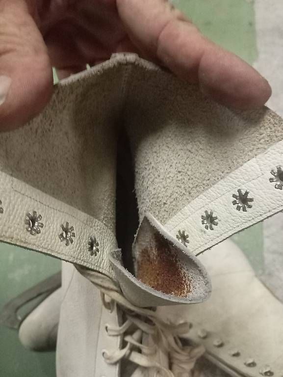 Schlittschuhe: Vintage Eiskunstlauf Schuhe gr 37 leder – Gebraucht aus Basel von Petergunn 4