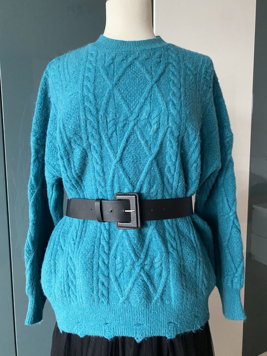 Maglioni & Felpe: Pullover Damen türkische Farbe Einheitsgröße – Usato da Dübendorf venduto da Levintreyer