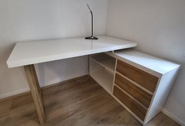 ECKSCHREIBTISCH