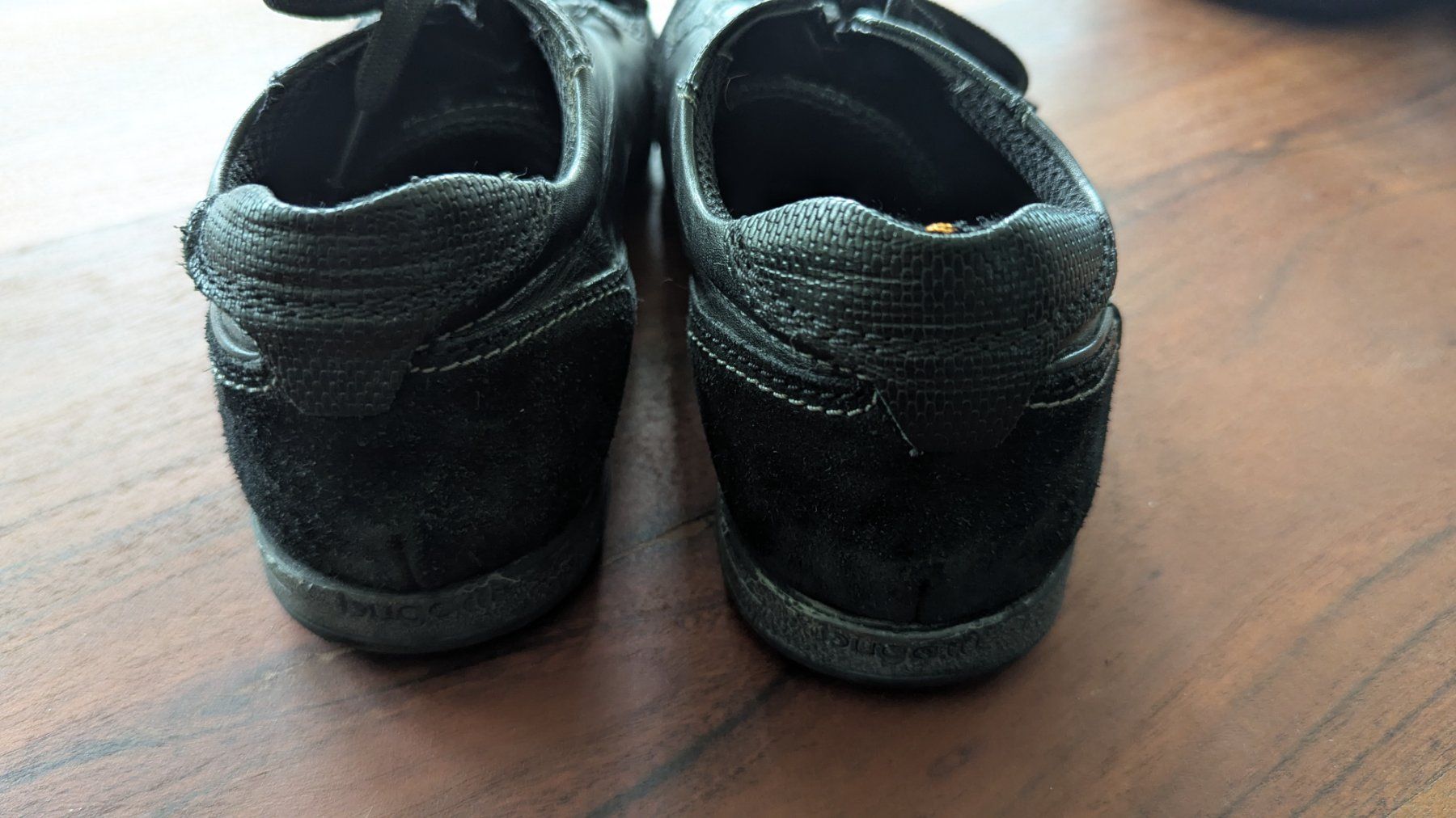 Bugatti Scarpe da uomo: Bugatti Echtleder Schuhe, Sneakers, Gr. 40, schwarz – Nuovo (secondo la descrizione) da Wichtrach venduto da itstrue 7