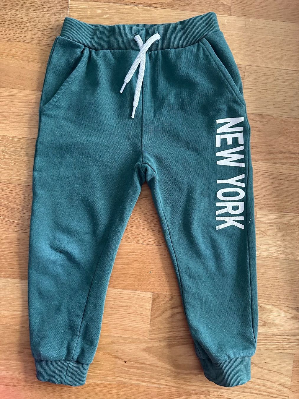 Name It Pantaloni: Jogginghose Name it, Grösse 92 – Usato da Unterägeri venduto da StefanGekko