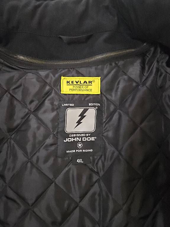 Vestes: John Doe Motorrad Feldjacke – D'occasion à Hägendorf par glo_dtv5 2