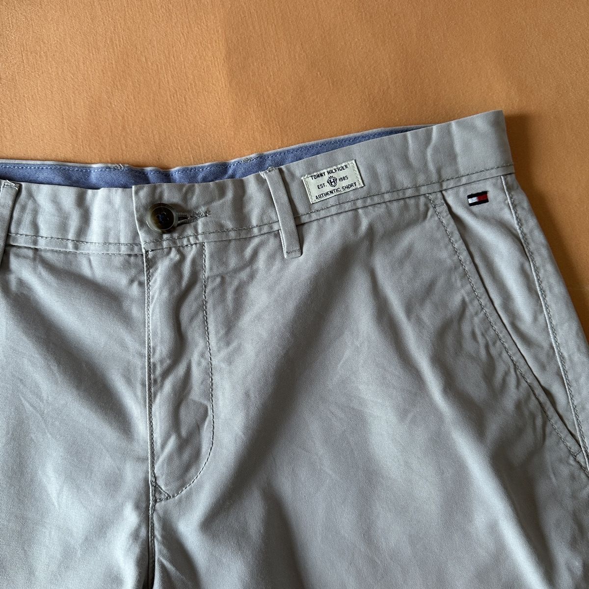 Tommy Hilfiger Hosen: Tommy Hilfiger Shorts – Neu (gemäss Beschreibung) aus Wallisellen von Last_Chance_Sale 1