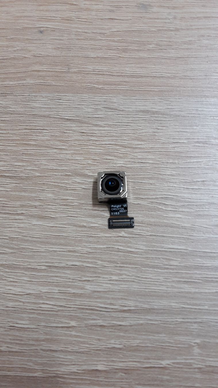 Asus Telefoni cellulari / Smartphones: Frontkamer Asus Zenfone 8 – Usato da Birsfelden venduto da Alepunch