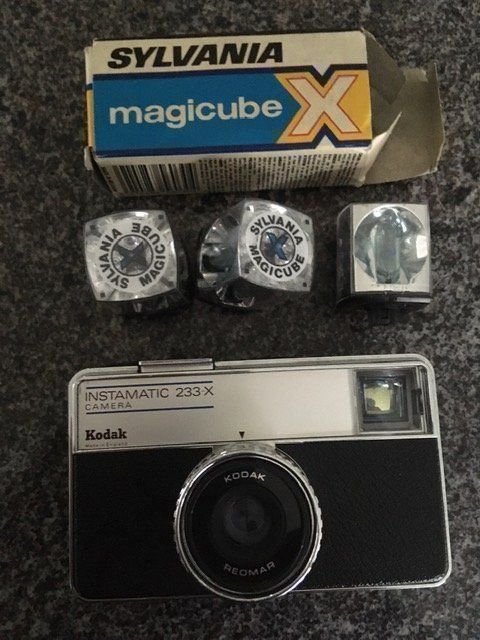 Fotocamera: Kodak Istamatic 233 X – Usato da Morbio Inferiore venduto da Ecod