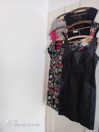 Kleiderpaket mit 6 hochwertigen eleganten Kleidern