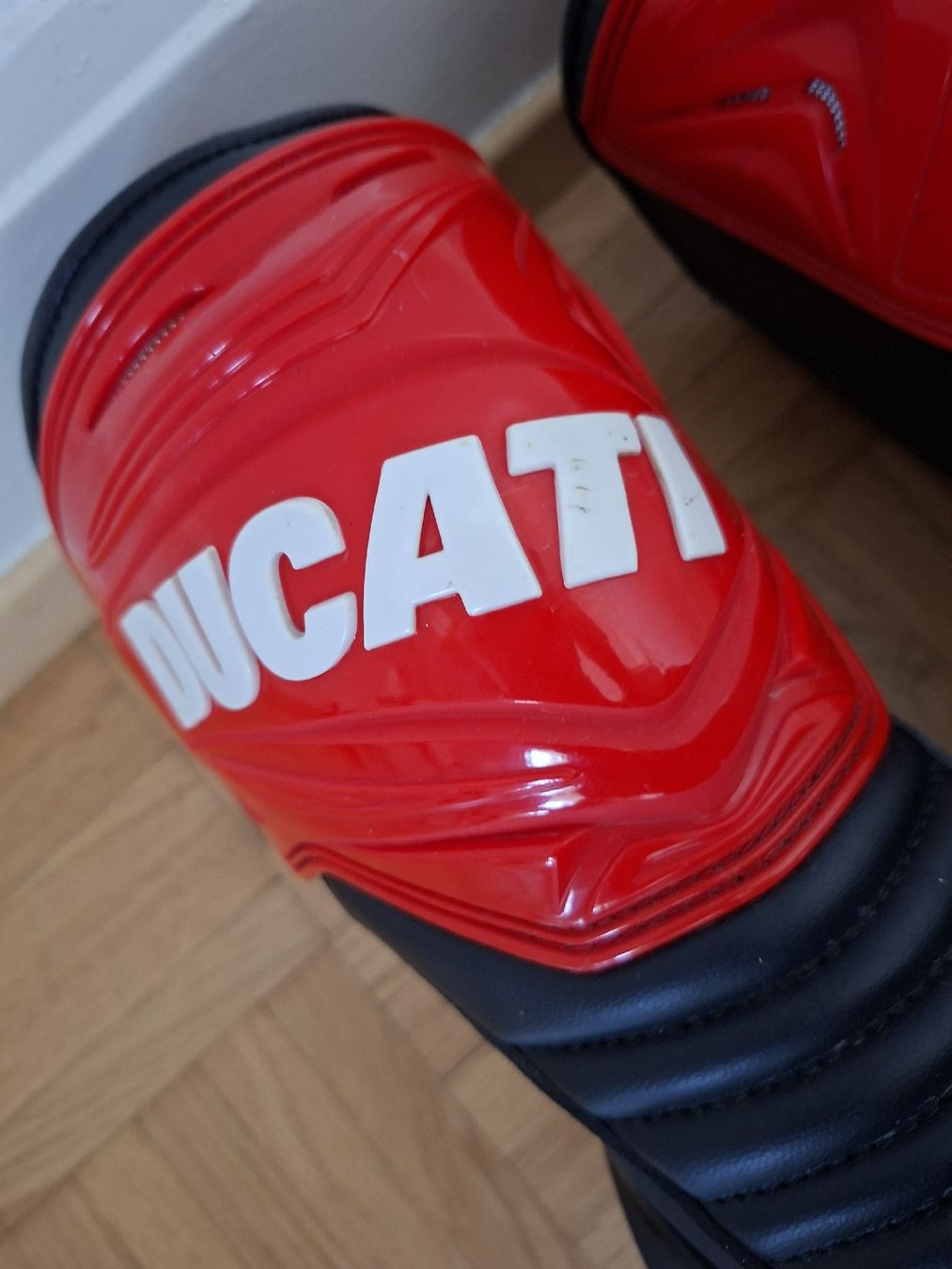 Ducati Herrenschuhe: Bottes de moto Ducati, taille 43, – Gebraucht aus Renens VD von ser_j2fn 5