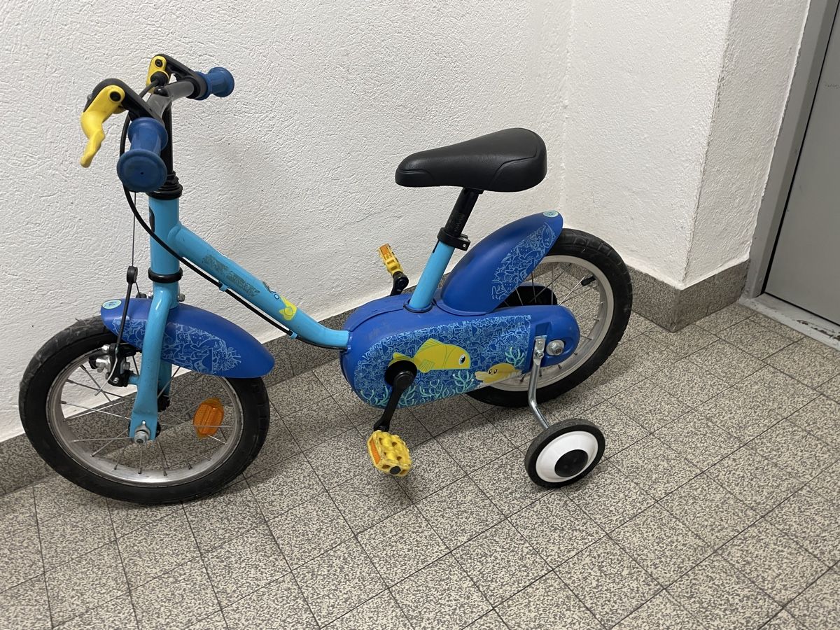Decathlon Velos: Décathlon vélo enfant 3 - 4.5 ans – Gebraucht aus Genève von mat_6frx