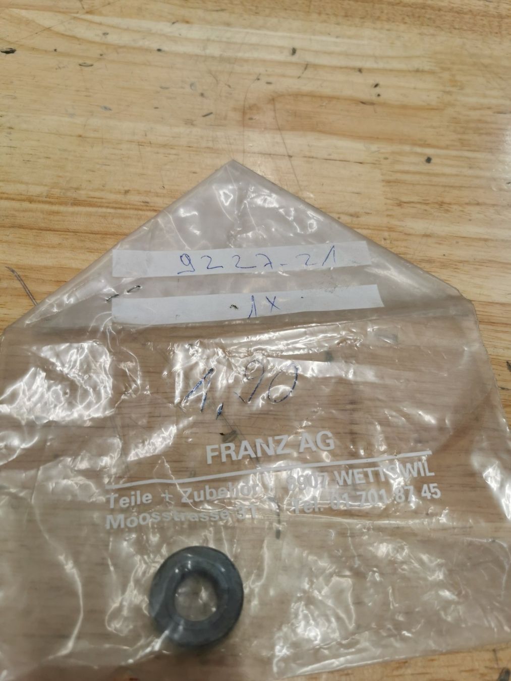 Peugeot Tutti pezzi di ricambio auto: Peugeot Original Teil Scheibengummi 922721 – Nuovo e nell'imballaggio originale da Arth venduto da Kenelr