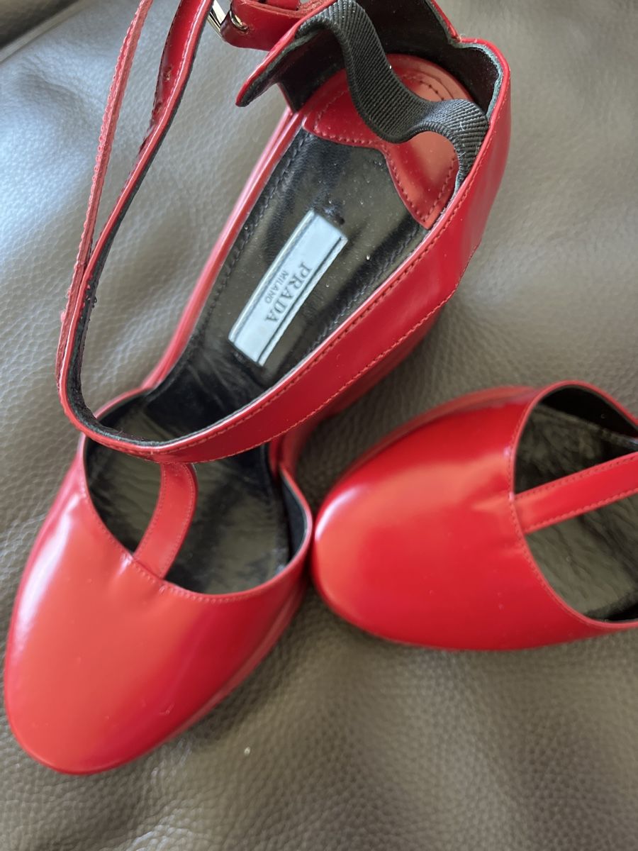 Prada Scarpe da donna: Prada shoes New – Nuovo e nell'imballaggio originale da Wallisellen venduto da Chatswood_8hwh 1