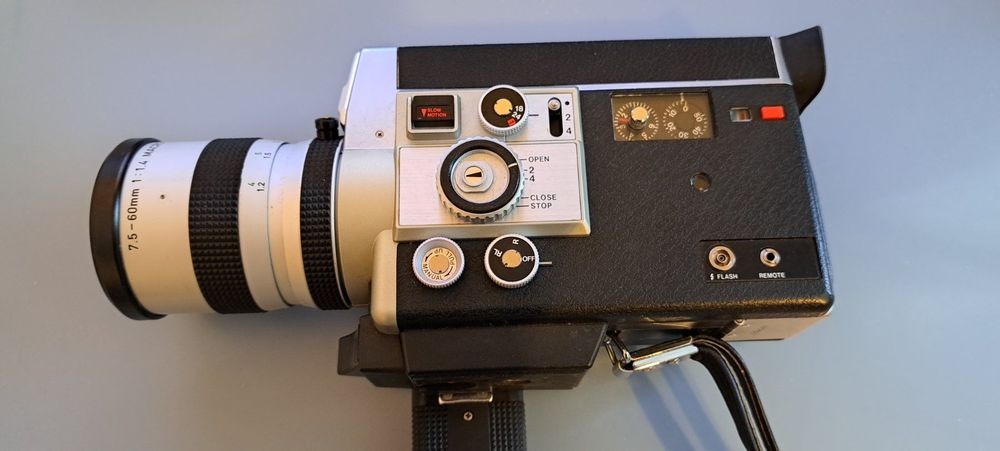 Vintage Kamera Canon Auto Zoom 814 Electronic (Gebraucht) in basel für