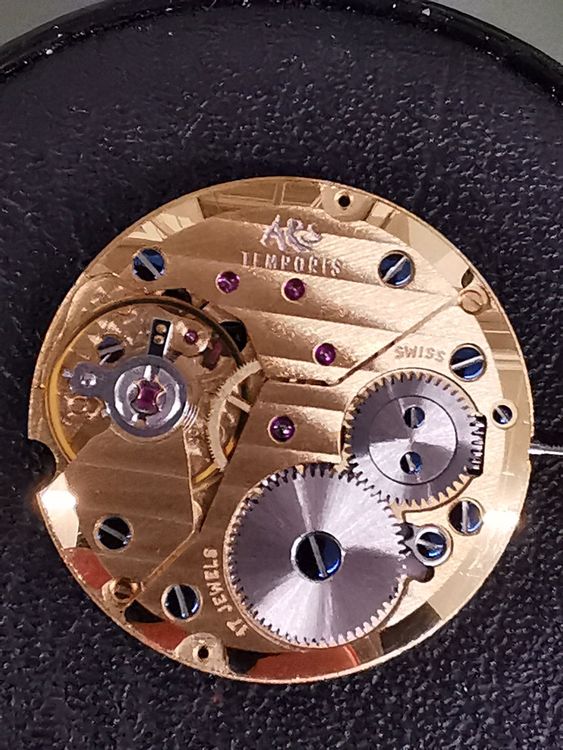 Peseux winding stem 7010 7016 female (lg. 10.8mm) Tige de remontoir / 404