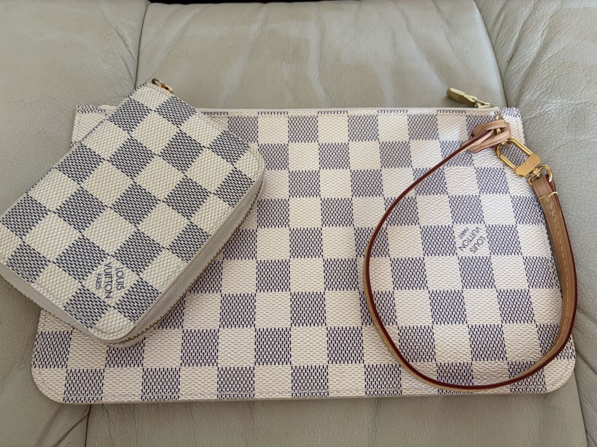Louis Vuitton Portemonnaie: Louis Vuitton Daimer Azur – Neu (gemäss Beschreibung) aus Erlenbach ZH von mochtvor