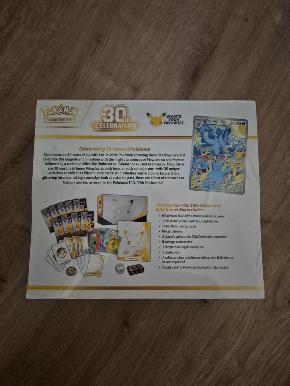 Pokémon Carte collezionabili: Elite Trainer Box Pokemon 30th celebration – Nuovo e nell'imballaggio originale da La Chaux-de-Fonds venduto da luc_88zy 1