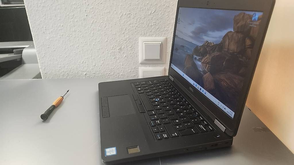 Notebooks: Dell Latitude E5470 14" Intel Core i7 vPro 6th Gen – Gebraucht aus Donneloye von ire_767q 2