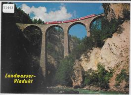Landwasser-Viadukt mit Zug