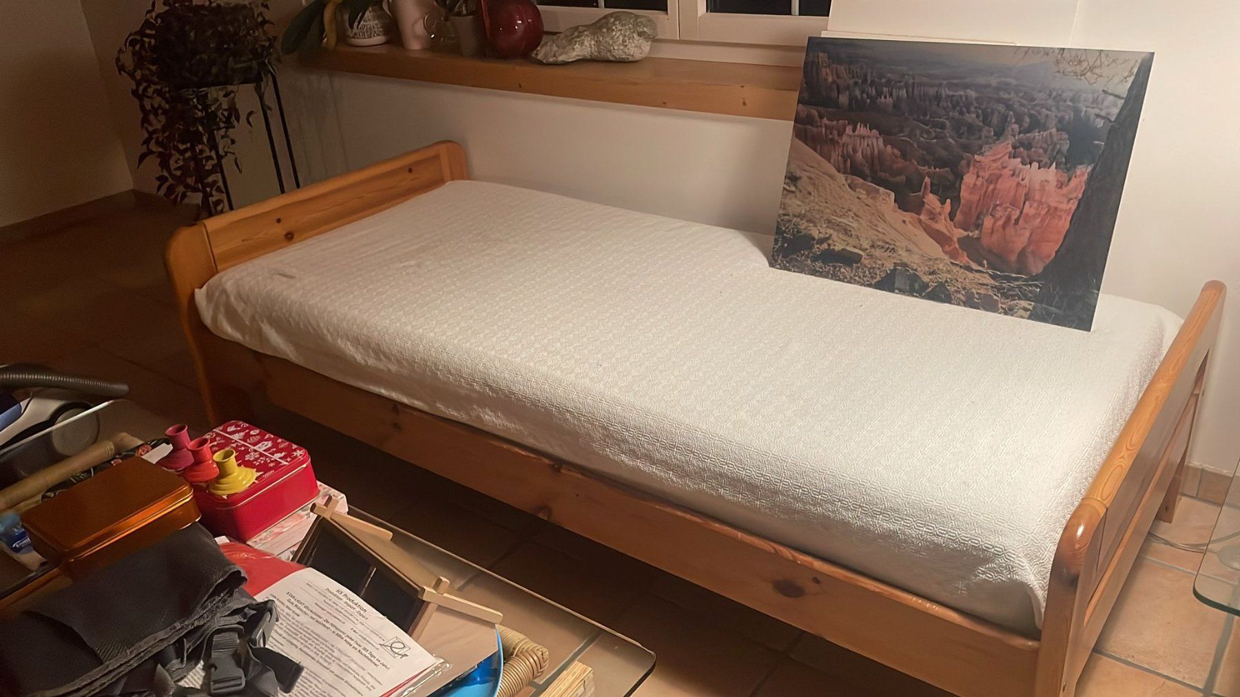 Betten: Bett – Gebraucht aus Meilen von lisma29