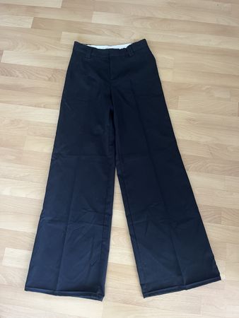 Stoffhose von H&M, Grösse 34, schwarz